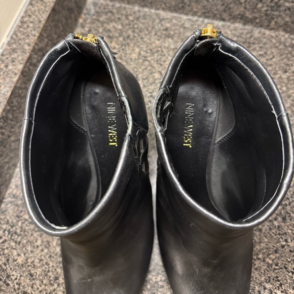 NINE WEST leather boots - Picture 6 of 6